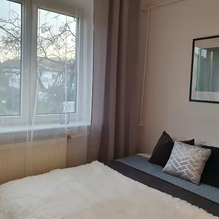 W Gdyni - Plac Gornoslaski I